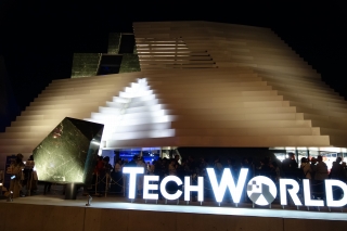 TECH WORLD